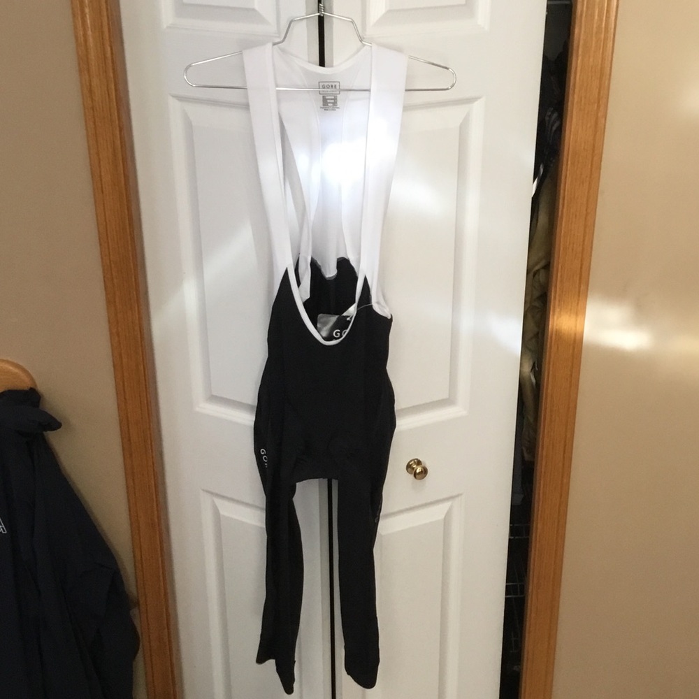 Men’s 3/4 length bib-style tights with insert chamois